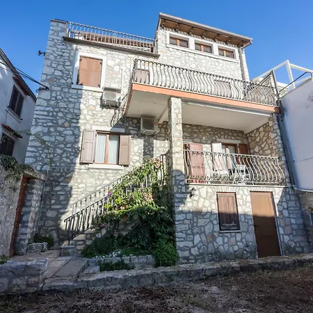 La Vista Sea View